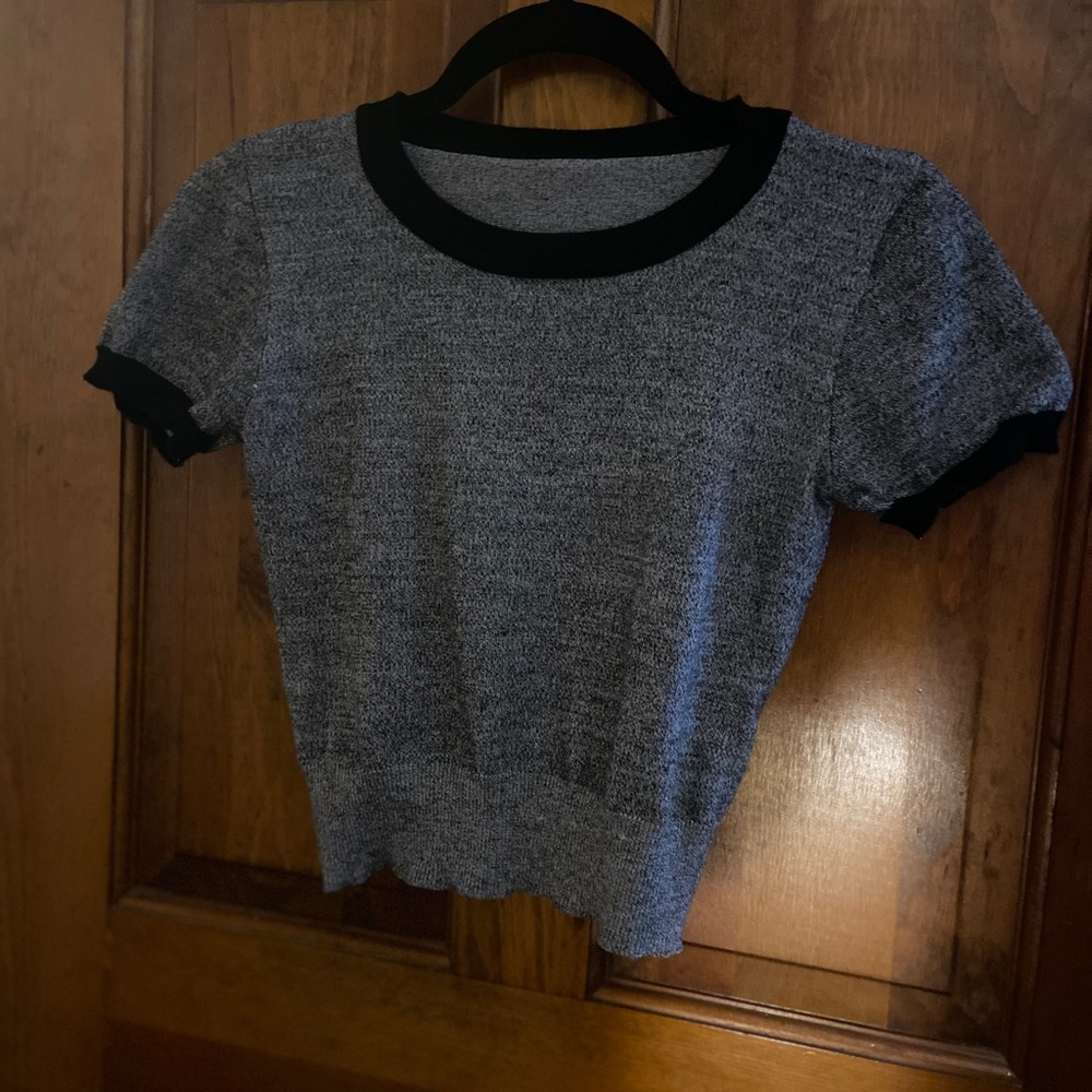 Cropped shirt
